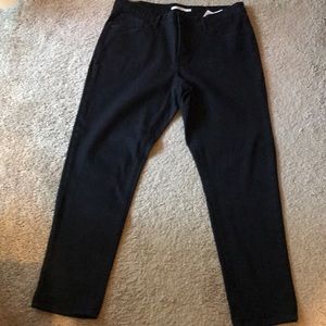 Levi’s Skinny Shaping Jeans